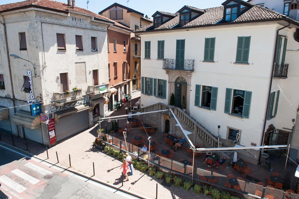 Il Soppalco Lägenhet Luino Exteriör bild