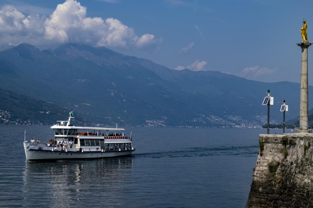 Il Soppalco Lägenhet Luino Exteriör bild
